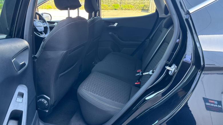 Ford Fiesta 1.0 EcoBoost Titanium 5dr Petrol Hatchback